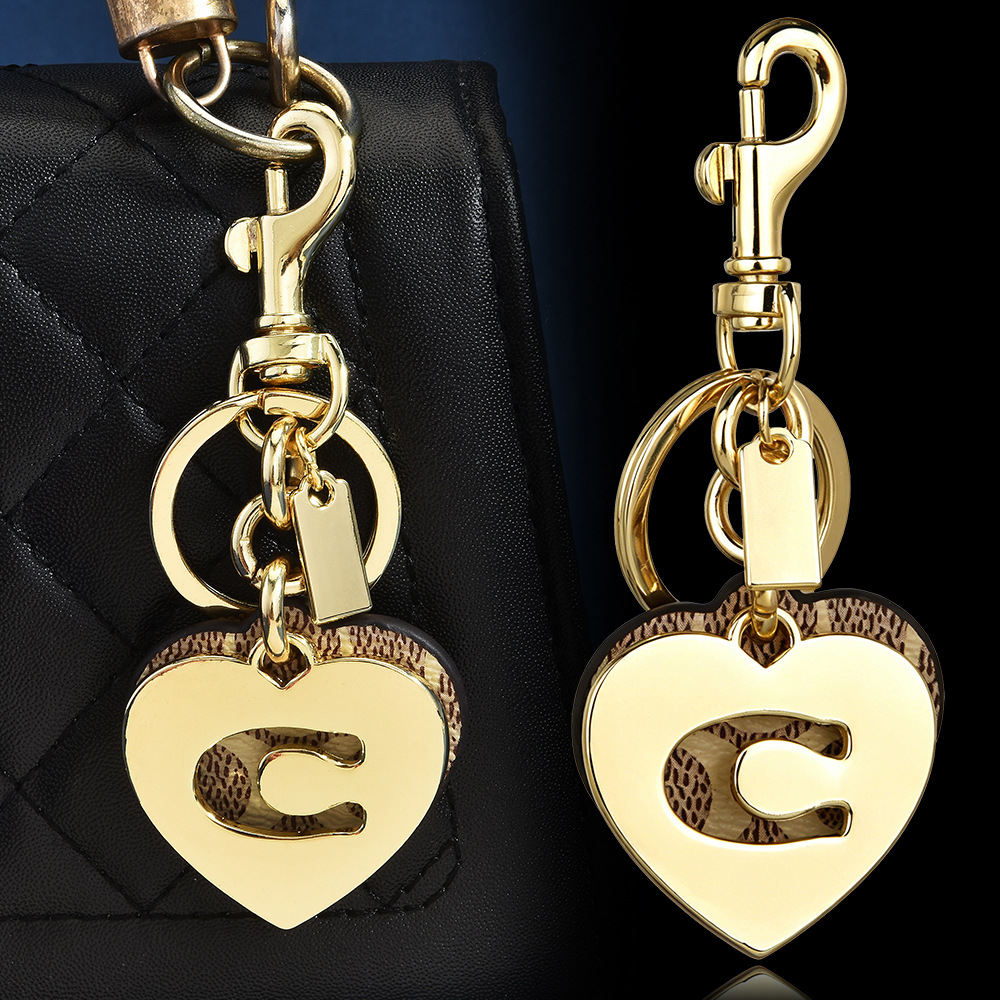 Initial C Monogram Bag Charm K - огляд і ціна Monogram Keychain Leather